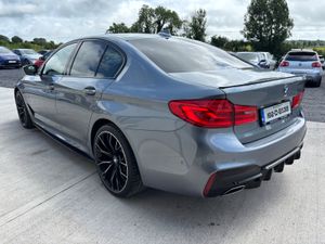 STUNNING 2019 BMW 530e M SPORT - Image 4
