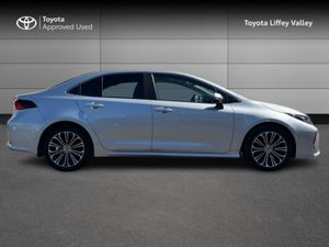 Toyota Corolla HYBRID LUNA SP SPORT 4DR AUTO - Image 3