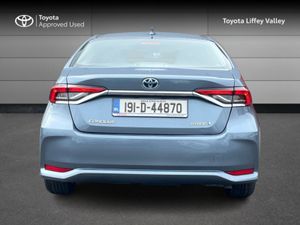Toyota Corolla COROLLA HYBRID SALOON - Image 4
