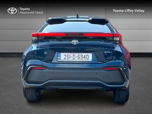 Toyota C-HR C-HR PHEV SOL - Image 4
