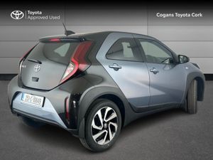 Toyota Aygo X 1.0 Design - Image 2