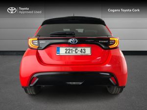 Toyota Yaris YARIS HYBRID PREMIER - Image 4