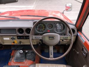 Toyota Land Cruiser FJ61 Fire Truck - Image 4