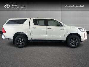 Toyota Hilux 2.4 - Image 3