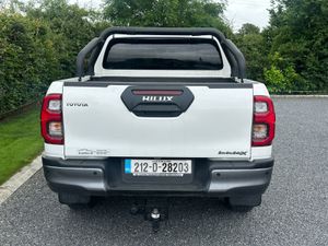 2021 Toyota Hilux 2.8 D-4D Invincible X Crewcab - Image 4