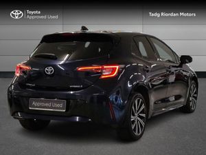 Toyota Corolla HYBRID LUNA SPORT HB 4DR - Image 2