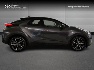 Toyota C-HR HYBRID SOL - Image 3