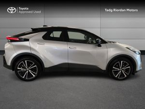 Toyota C-HR HYBRID SOL - Image 3