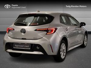 Toyota Corolla HYBRID LUNA - Image 2