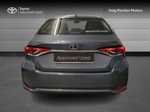 Toyota Corolla LUNA SALOO HYBRID 4DR AUTO - Image 4