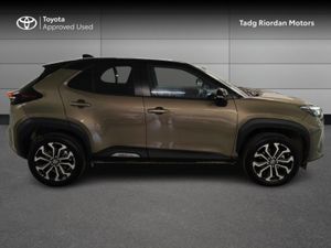 Toyota Yaris Cross LUNA SPORT - Image 3