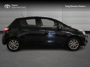Toyota Yaris HYBRID 5DR LUNA - Image 3