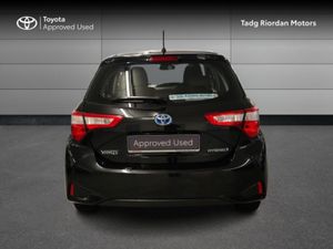 Toyota Yaris HYBRID 5DR LUNA - Image 4