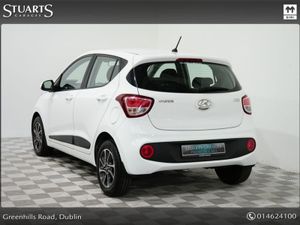Hyundai i10 Deluxe 4DR Low Millage Fresh int Stock - Image 2