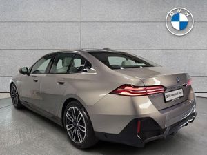 BMW 5 Series 530e M Sport Saloon - Image 2