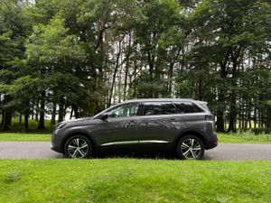 Peugeot 5008 2021 Low KM 7 Seats - Image 4