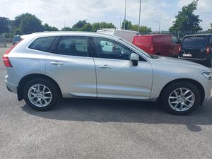 Volvo XC60 D4 AWD Momentum AT 5DR Auto - Image 4