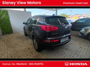 Kia Sportage PLATINUM SE 4DR - Image 2