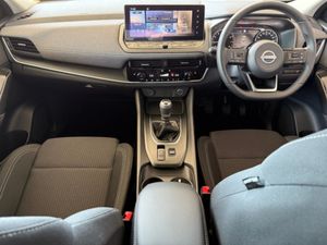 Nissan Qashqai SV Heated Seats Camera Rear Sensors - Image 3