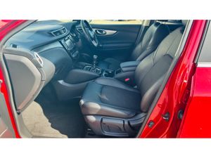 Nissan Qashqai 1.5 DSL SV PREMIUM HEATED PART LEAT - Image 3