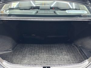 Toyota Corolla 1.4 D-4d Luna 4DR - Image 2