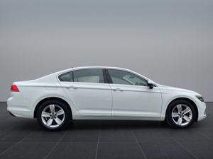 Volkswagen Passat SE TDI - Image 2
