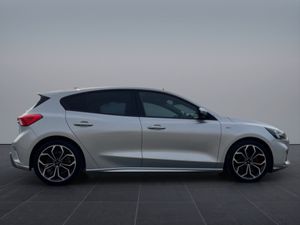 Ford Focus ST-LINE X TDCI - Image 4