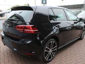 VW GOLF 1.4 TSI GTE PLUS 5DR HATCHBACK AUTOMATIC - Image 4
