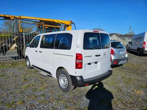 Opel Vivaro 7 Seater bus - Image 3
