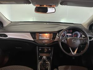 Opel Astra ASTRA+ 5 DR HATCH-SRI-1.2 TURBO 110PS - Image 3