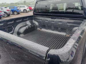 Volkswagen Amarok - Image 2