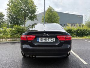 Jaguar XE 2.0 D R-SPORT 4DR AUTO *FULL SERVICE HIS - Image 4
