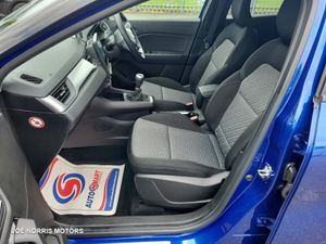 Renault Captur LIMITED EDITION TCE 90  LOW KMS - Image 4