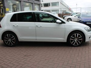 VW GOLF 1.4 TSI HIGHLINE PLUS 5DR HATCHBACK AUTO - Image 3