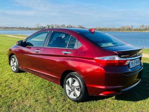 Honda Grace 1.5 Hybrid Auto - Image 4