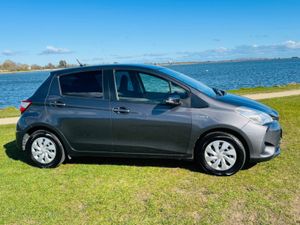 Toyota Vitz 1.5 Hybrid Automatic - Image 3