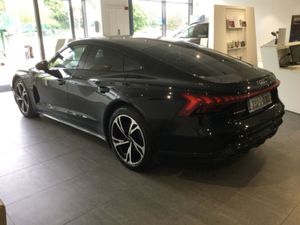 Audi e-tron GT quattro 93kwh Only 13000 km - Image 4