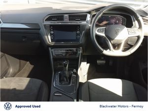 Volkswagen Tiguan 2.0TDI 150BHP ELEGANCE AUTOMATIC - Image 3