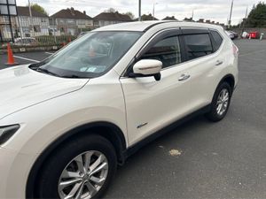 Nissan X-Trail Automatic///only 105000KLMS///PETR - Image 3
