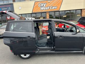 Ford Grand C-Max 7 Seater//only 98000KLMS //1 Own - Image 3