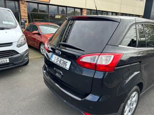 Ford Grand C-Max 7 Seater//only 98000KLMS //1 Own - Image 4