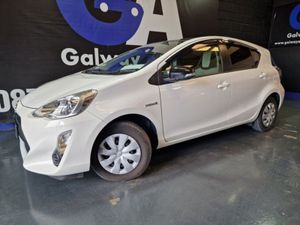 Toyota Aqua 1.5 Hybrid Rear Camera-android Auto-l - Image 2