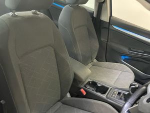 Volkswagen Golf L 2.0 TDI MANUAL 6SPEED FWD 115HP - Image 4