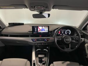 Audi A4 SPORT 35 TDI MHEV S-A - Image 3