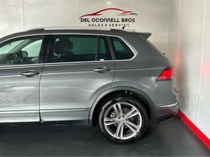 Volkswagen Tiguan R-LINE 2.0 TDI MANUAL 6SPEED FWD - Image 3