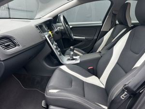 2013 VOLVO S60 R DESIGN 1.6d D2 - Image 4