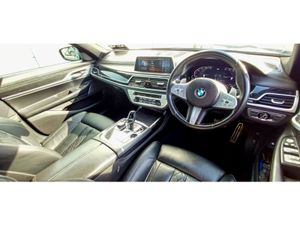 BMW 7 Series 730d M Sport - Image 4