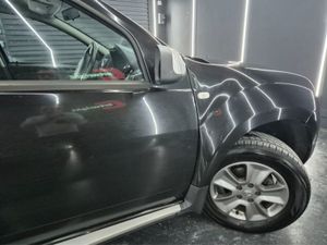 Dacia Duster Signature 1.5 DCI 110 4X 4DR - Image 4