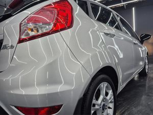 Ford Fiesta Zetec 1.5d 75ps 4DR - Image 4