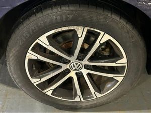 Volkswagen Passat HIGHLINE 2.0 TDI MANUAL 6SPEED F - Image 3